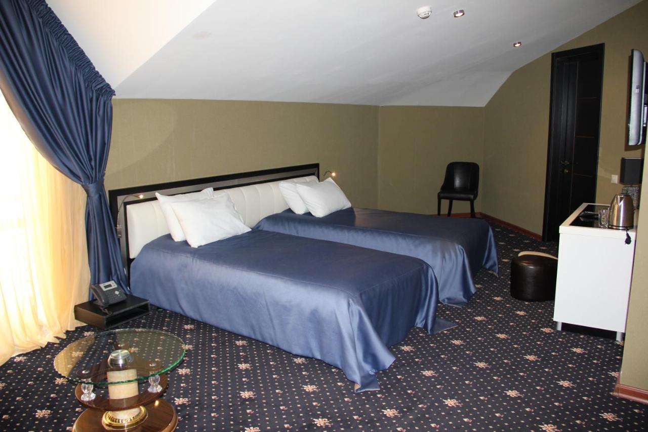 Hotel Villa Palace Bakuriani Eksteriør bilde