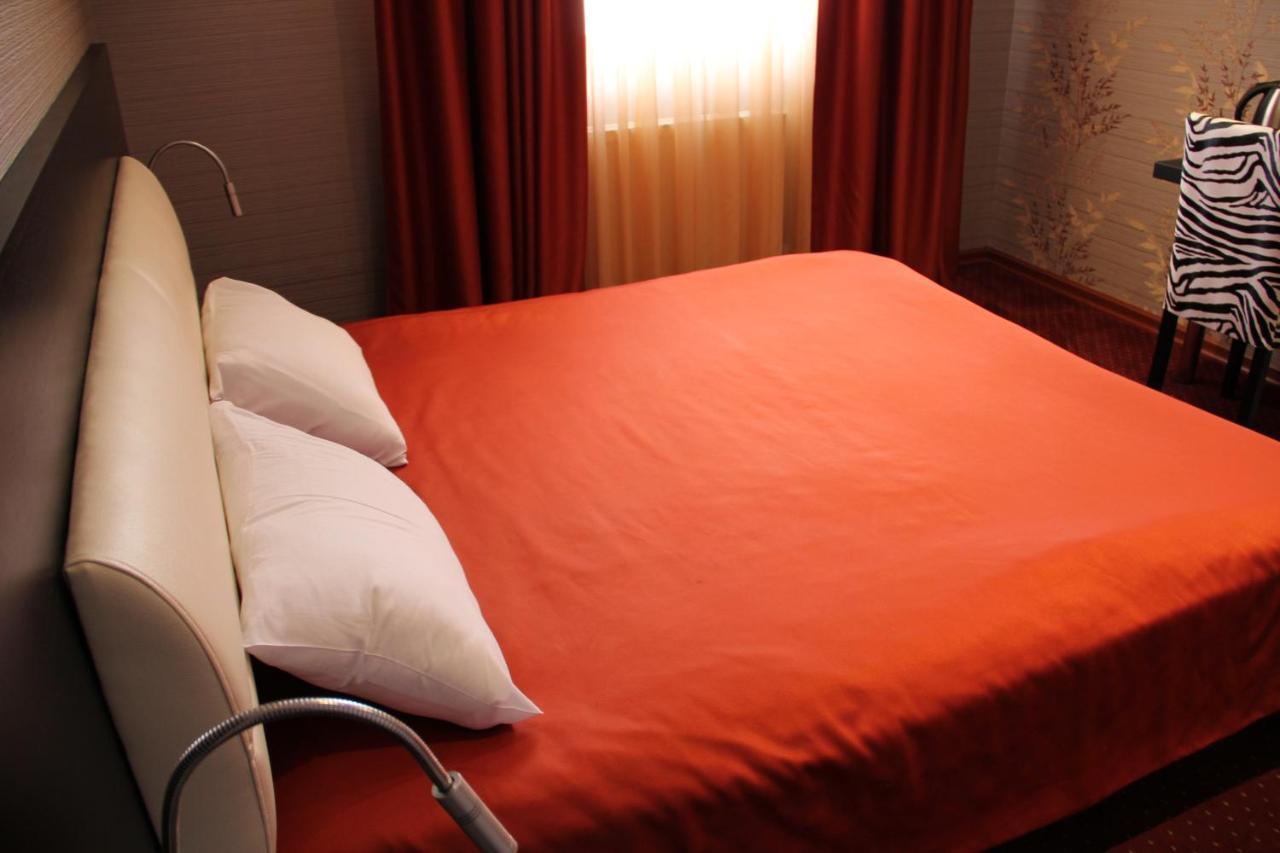 Hotel Villa Palace Bakuriani Eksteriør bilde